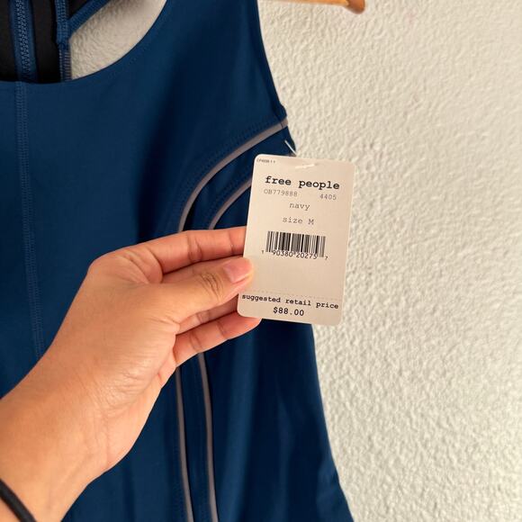 Free People movement Bodysuit Womens medium Navy Delta Activewear - Picture 2 of 9